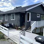 Fantastic House With Seafront In * Gryllefjord
