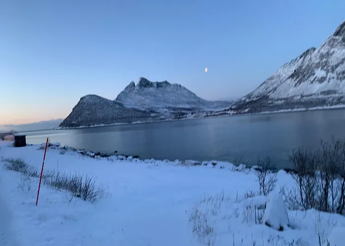 Fantastic House With Seafront In Vakantiehuis